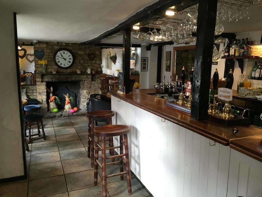 The White Hart Otel Sherington Dış mekan fotoğraf