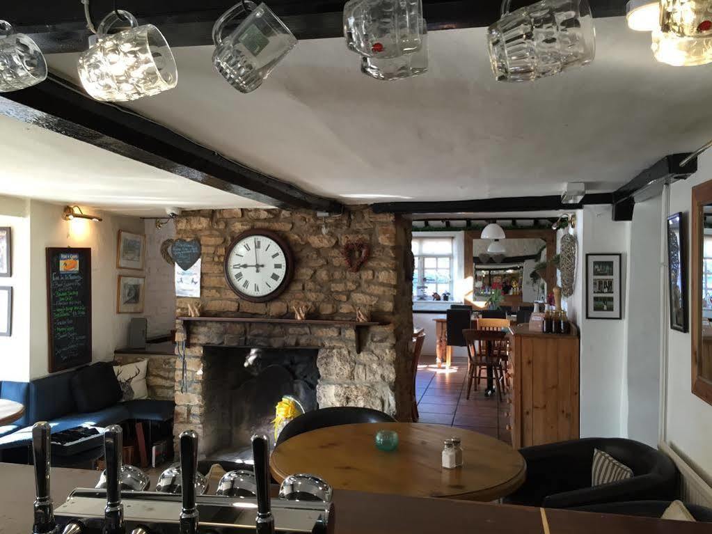 The White Hart Otel Sherington Dış mekan fotoğraf