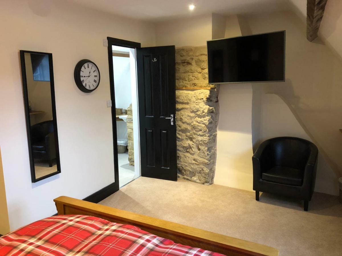 The White Hart Otel Sherington Dış mekan fotoğraf